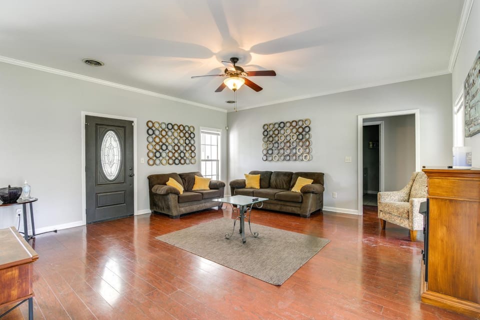 ~ 13 Mi to Ole Miss: Private Family-Friendly Home! House in Sardis Lake