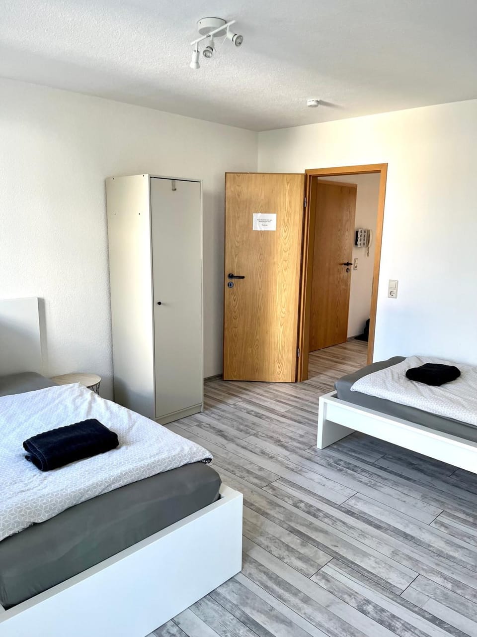 Audi - Neckarsulm - Bad - Küche - Balkon - 4 Personen Apartment in Baden-Württemberg