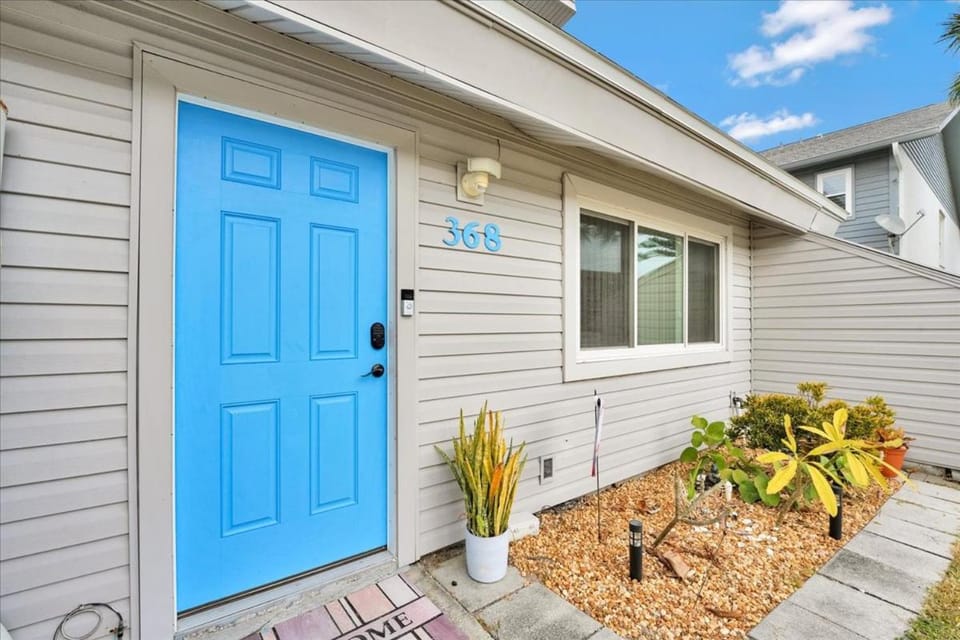 Beach House Retreat House in Cape Canaveral