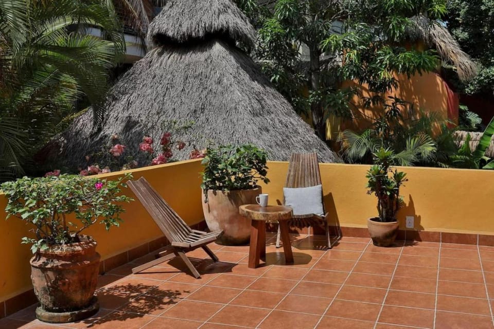 Jungle Hideaway in the Heart of Town with Heated Pool Apartment in Sayulita