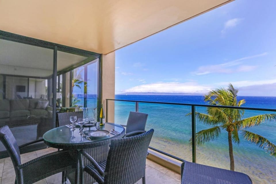 Balcony/Terrace, Seating area, Dining area, Sea view