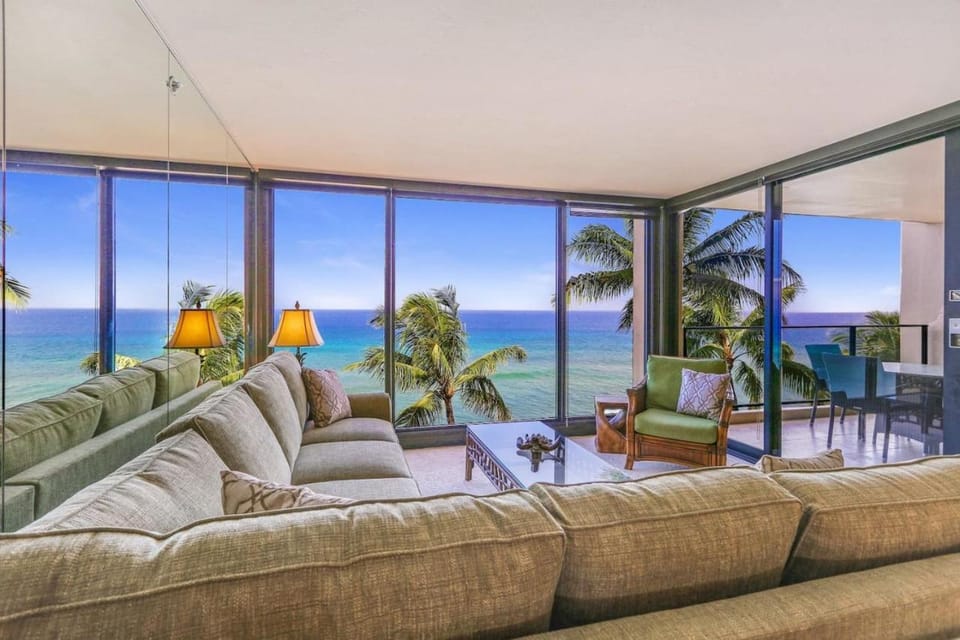 Living room, Seating area, Sea view