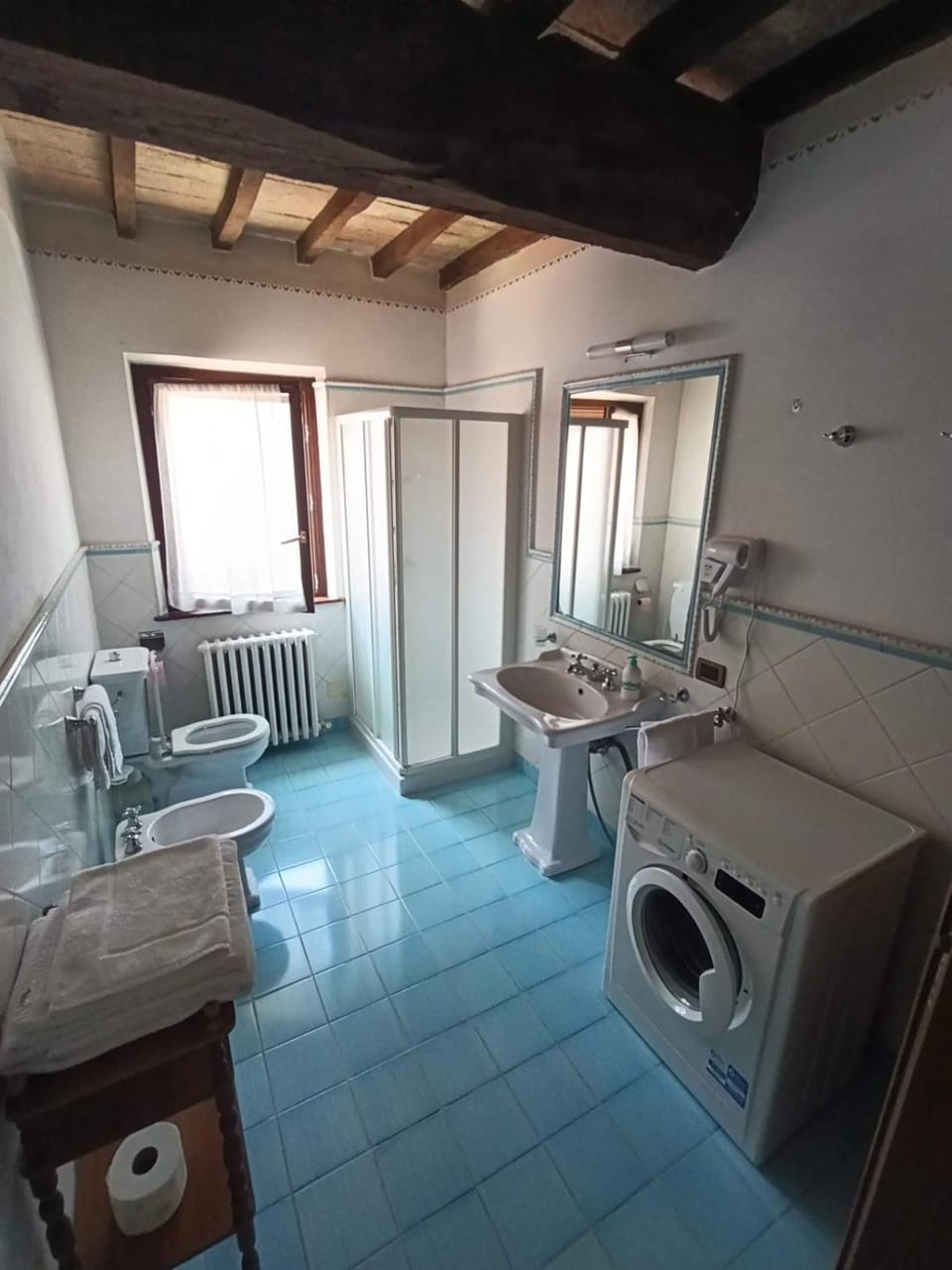 Toilet, Bathroom, washing machine