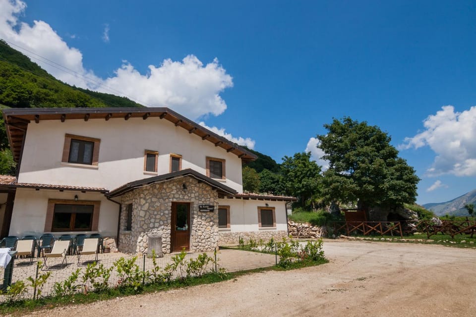 Al Peschio Pizzuto Agriturismo Country House in Abruzzo