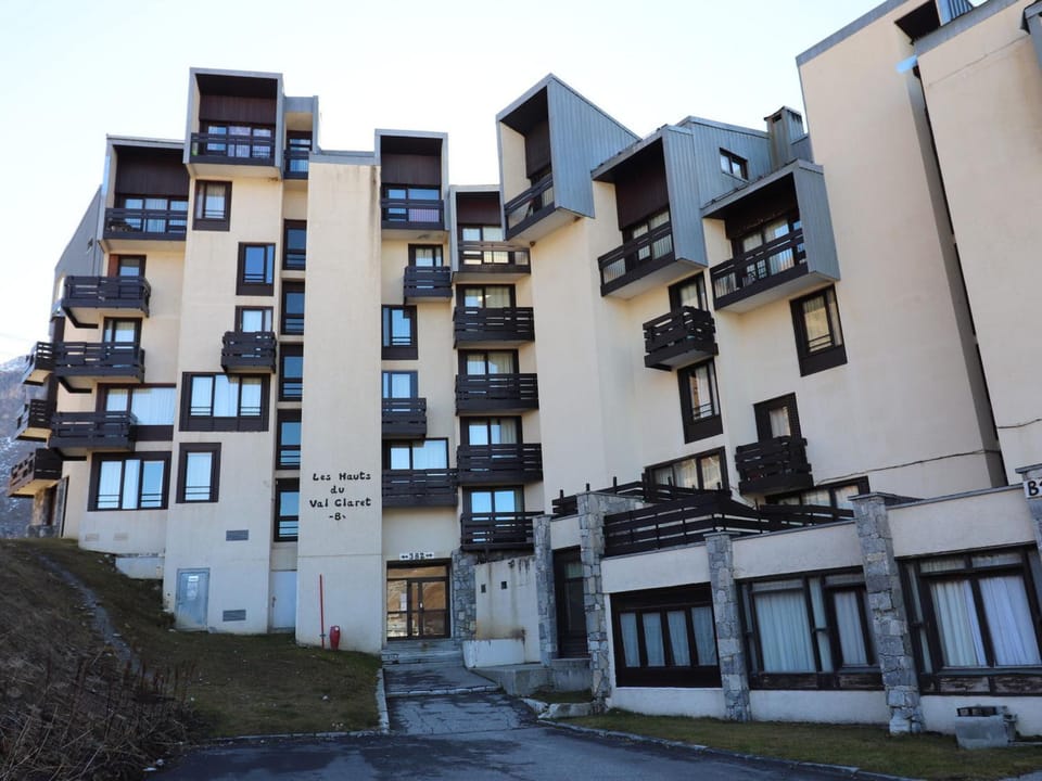 Appartement lumineux, skis aux pieds avec WIFI - FR-1-502-586 Apartment in Tignes