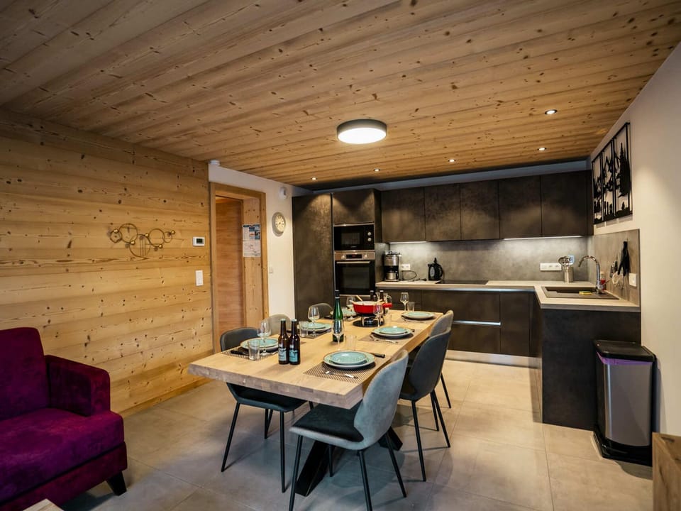 Chalet 3 Pièces, 6 Pers., Exposition Sud avec Terrasse et Parking Privatif - FR-1-676-192 Apartment in Châtel