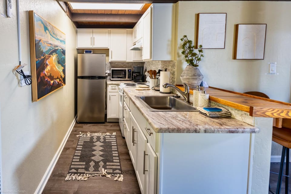 Mountain Serenity, near Ski, Golf, Casino, Lake Apartment in Kingsbury