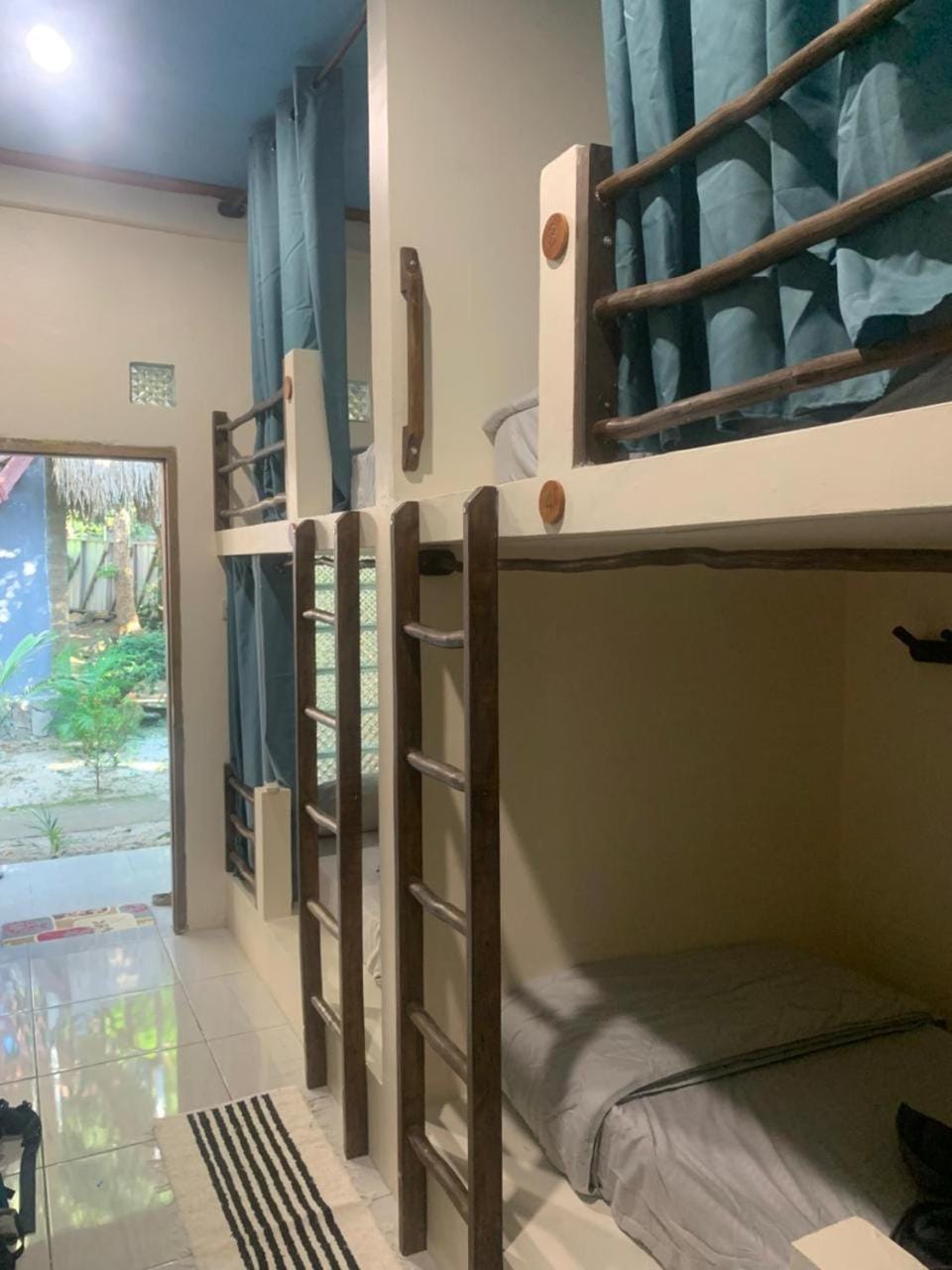 bunk bed