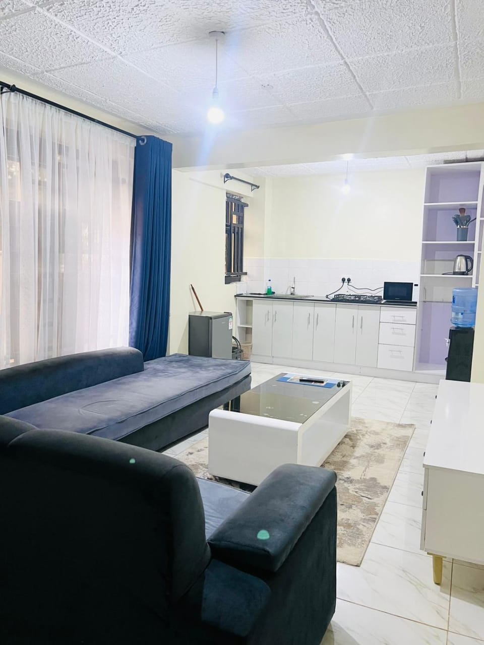 Kitchen or kitchenette, Living room, Seating area