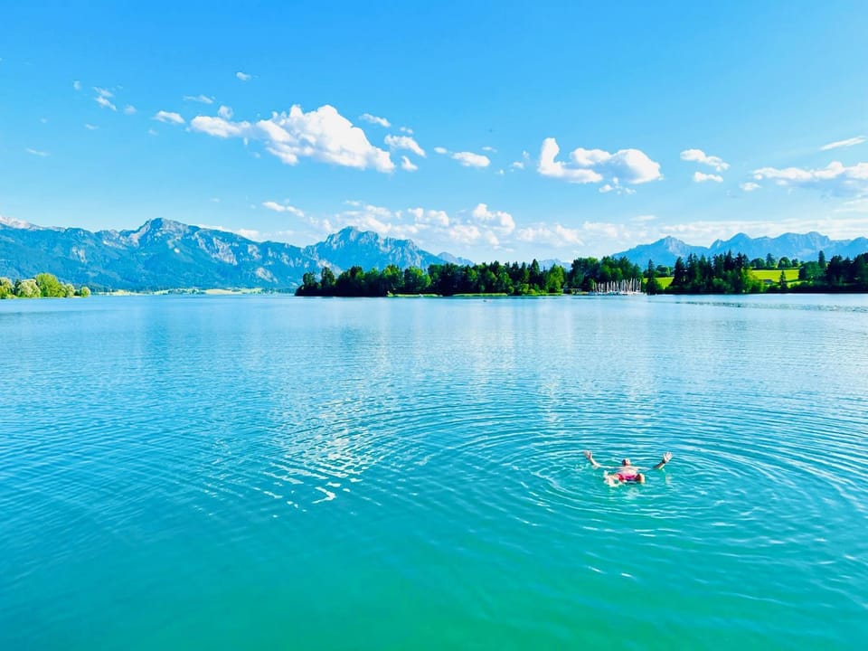 Nearby landmark, Natural landscape, Lake view