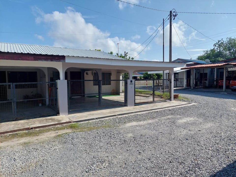 Property building, Neighbourhood, Street view