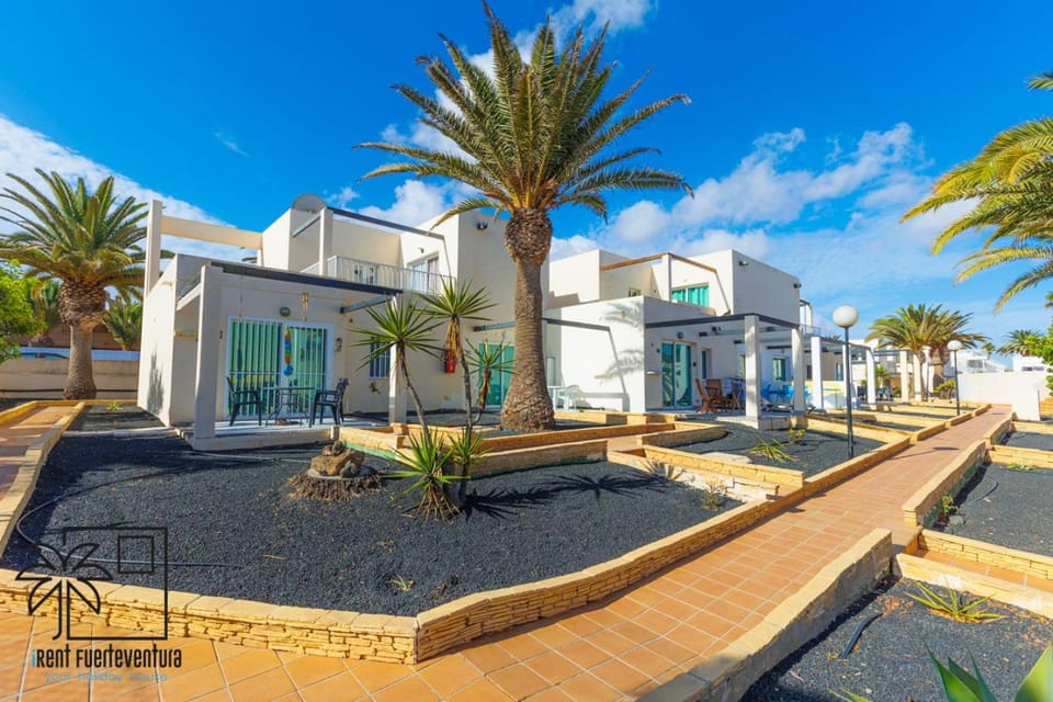 Property building, Garden view