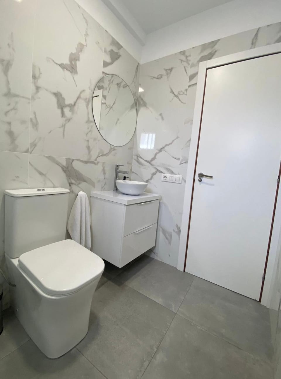 Toilet, Bathroom