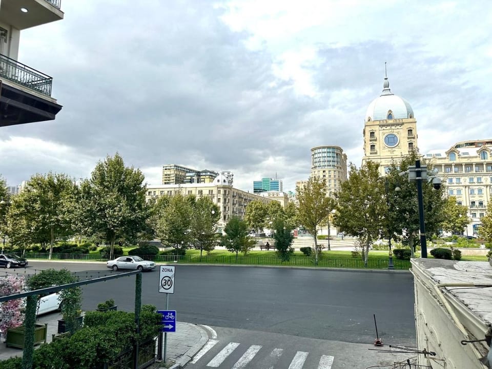 City view, City view