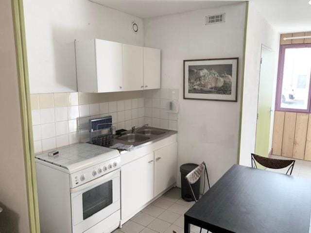 LE DEPOT studio du petit port Apartment in Bourgogne-Franche-Comté