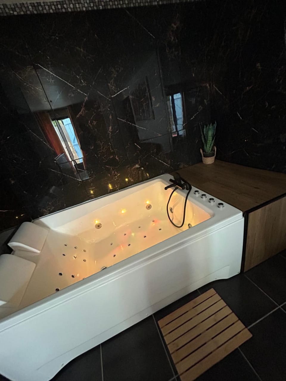 Hot Tub, Bathroom, Bath