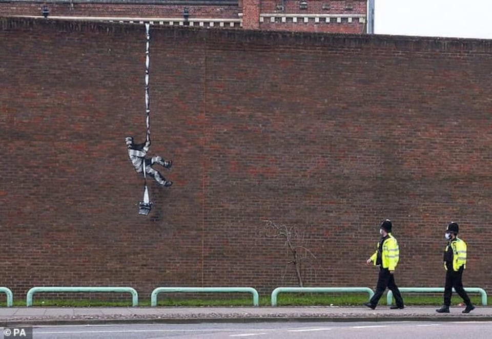 Period Apartment for 3, Near Uni, Hospital and Town Centre, Parking Apartment in Reading