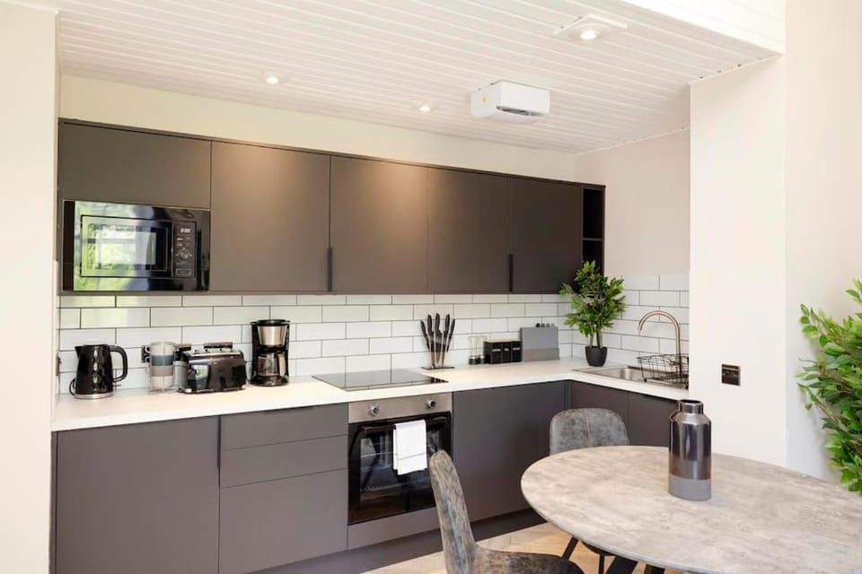 The heart of Central Old Town with Castle Views Apartment in Edinburgh
