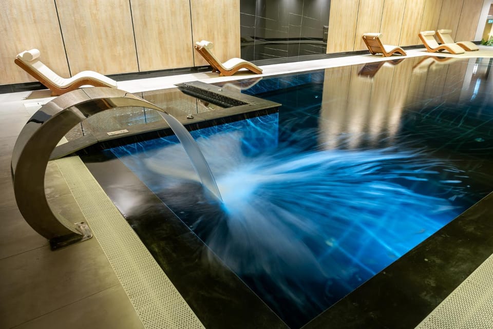 Spa and wellness centre/facilities, Swimming pool
