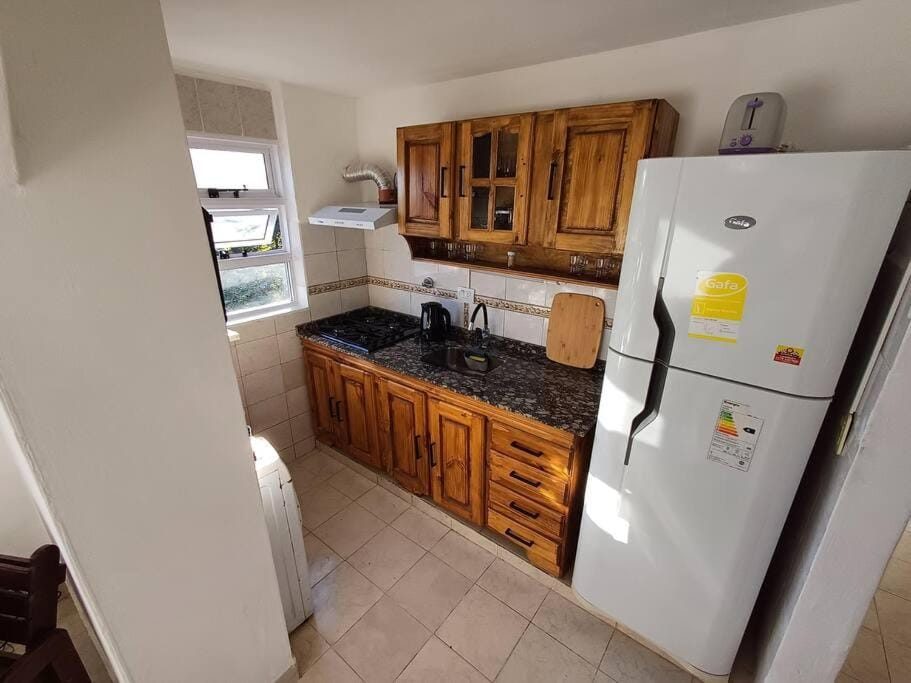 Kitchen or kitchenette, oven