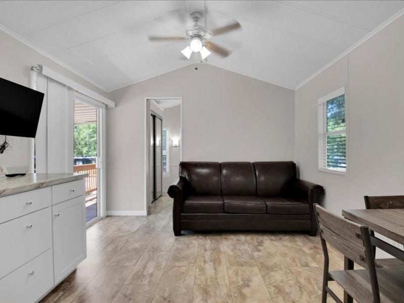Luxury 2BR Model Home with Mountain Views Chalet in Pigeon Forge