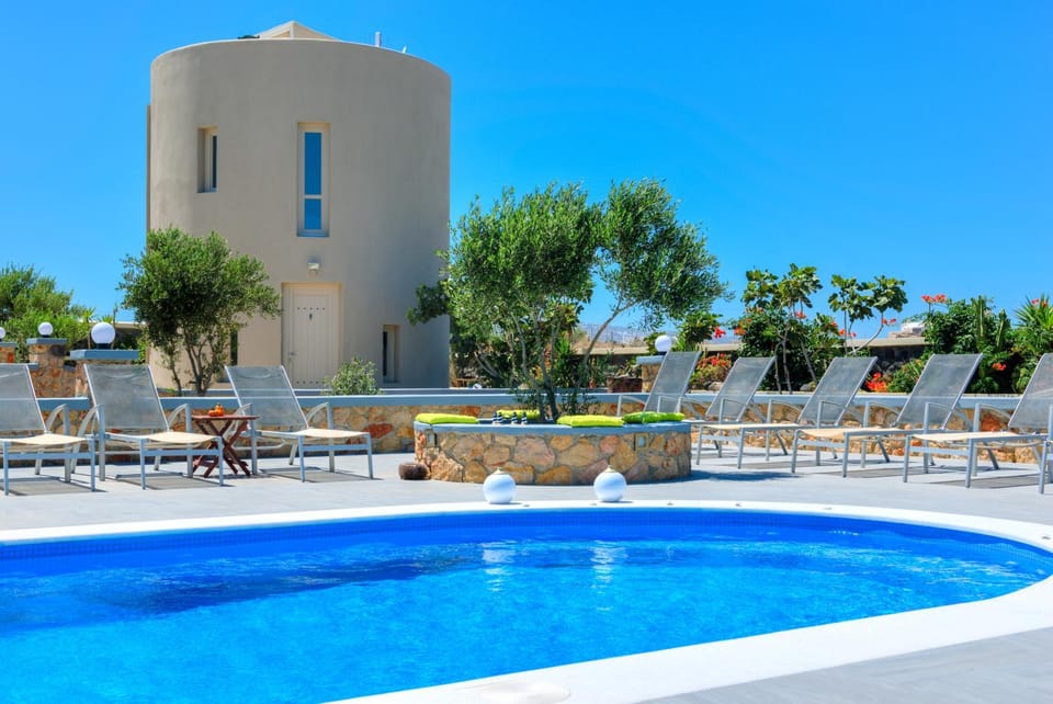 Balcony/Terrace, Swimming pool