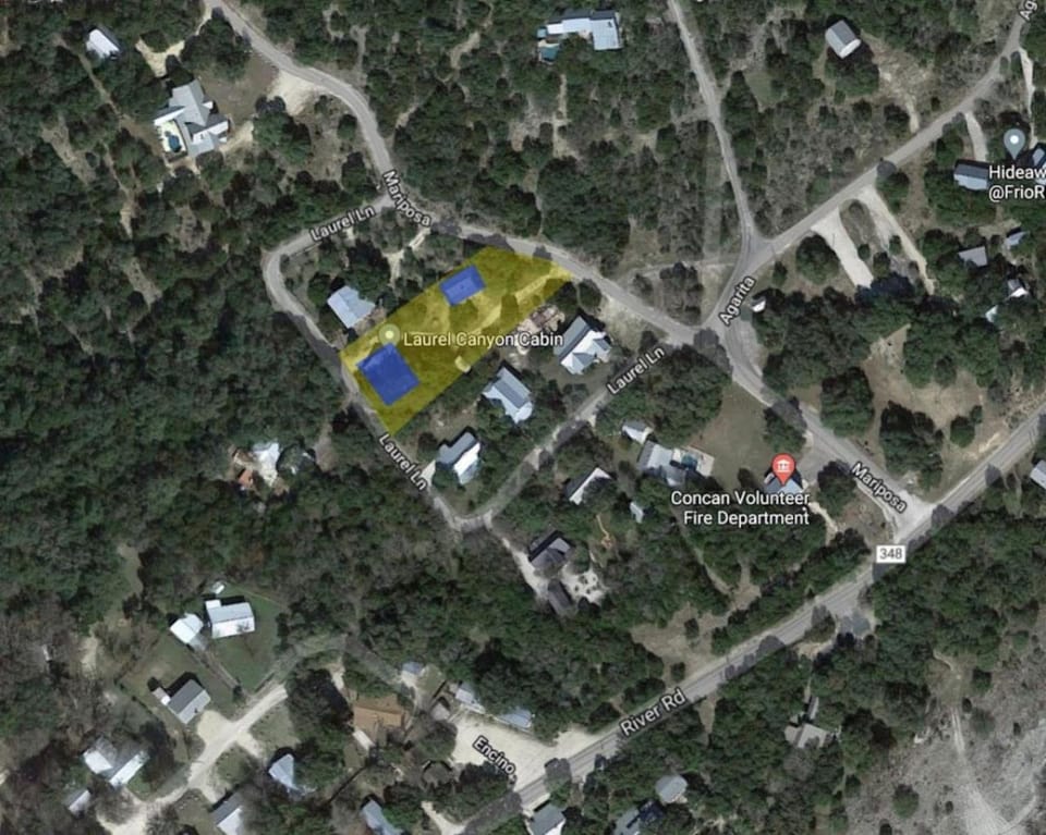 2 Homes Laurel Canyon and Cherokee Oaks House in Concan