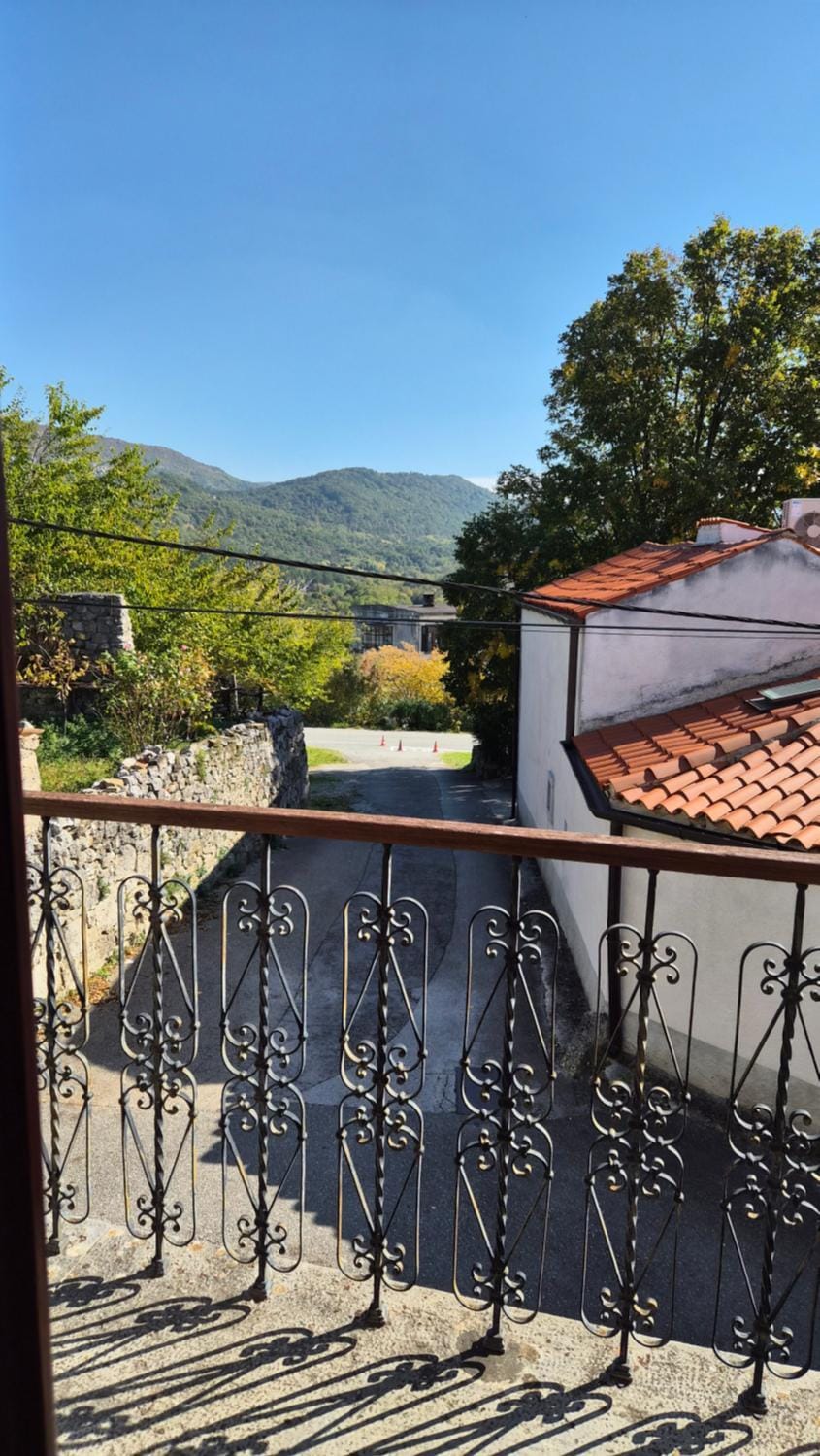 View (from property/room), Balcony/Terrace