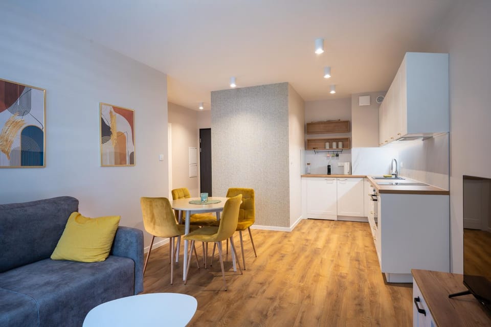 Kitchen or kitchenette, Living room, Seating area