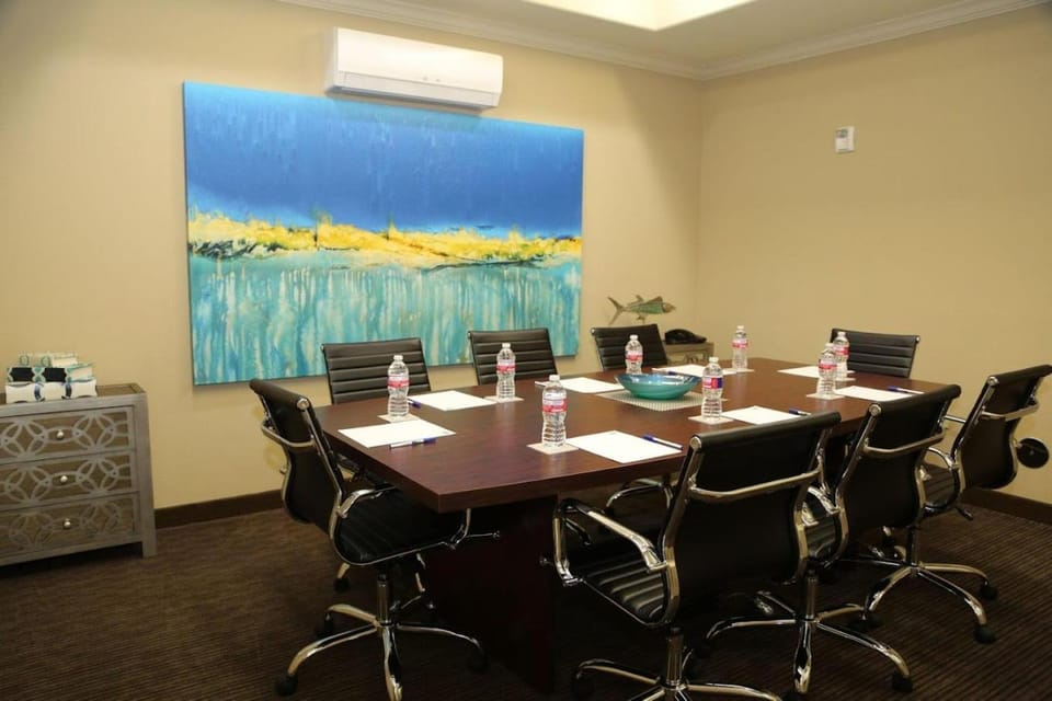 Meeting/conference room