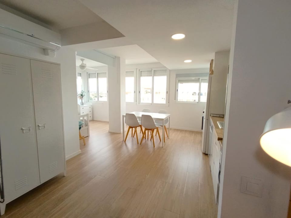 Dining area, Garden view