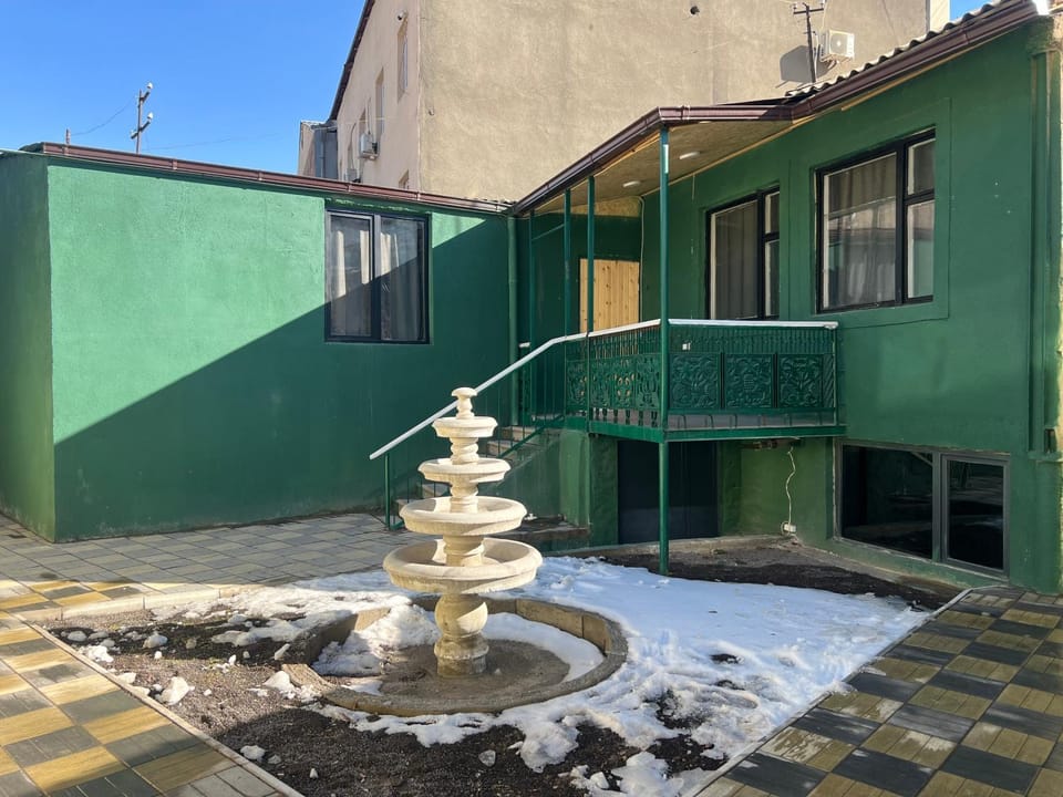Property building, Day