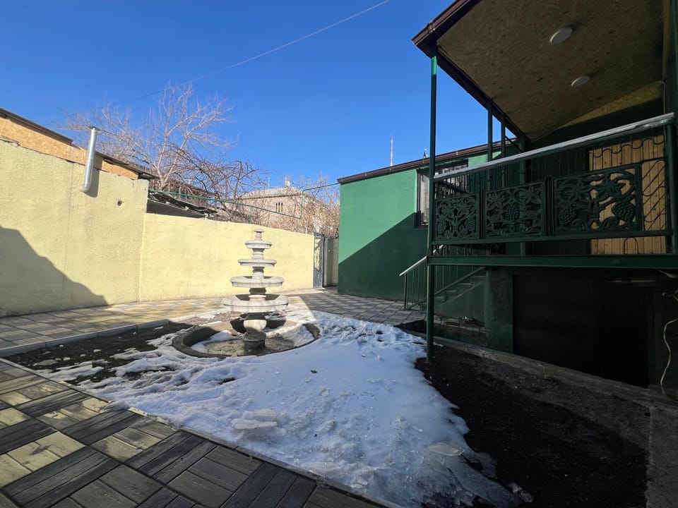 Property building, Day