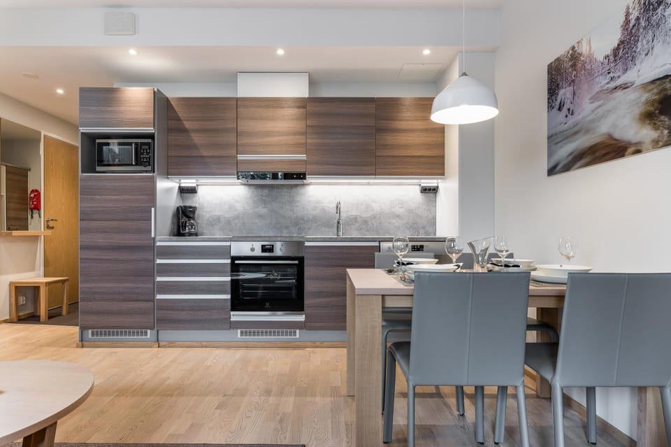 Kitchen or kitchenette, Seating area, Dining area, dishwasher, stove