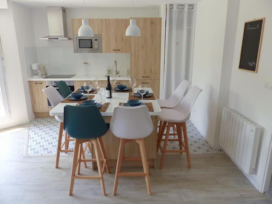Appartement avec 2 chambres et parking privé Apartment in Lille