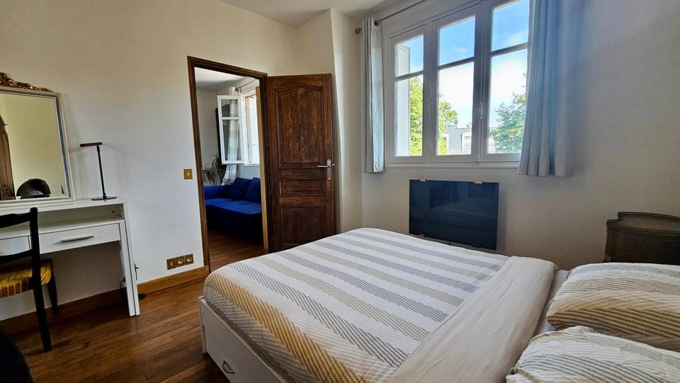 Bed, Bedroom, wardrobe