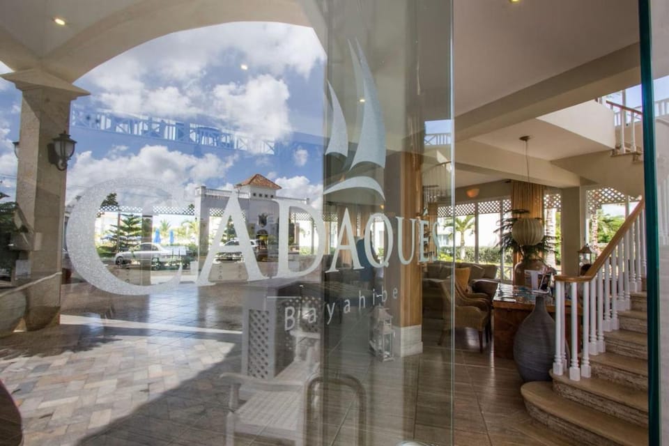 Living room, Lobby or reception