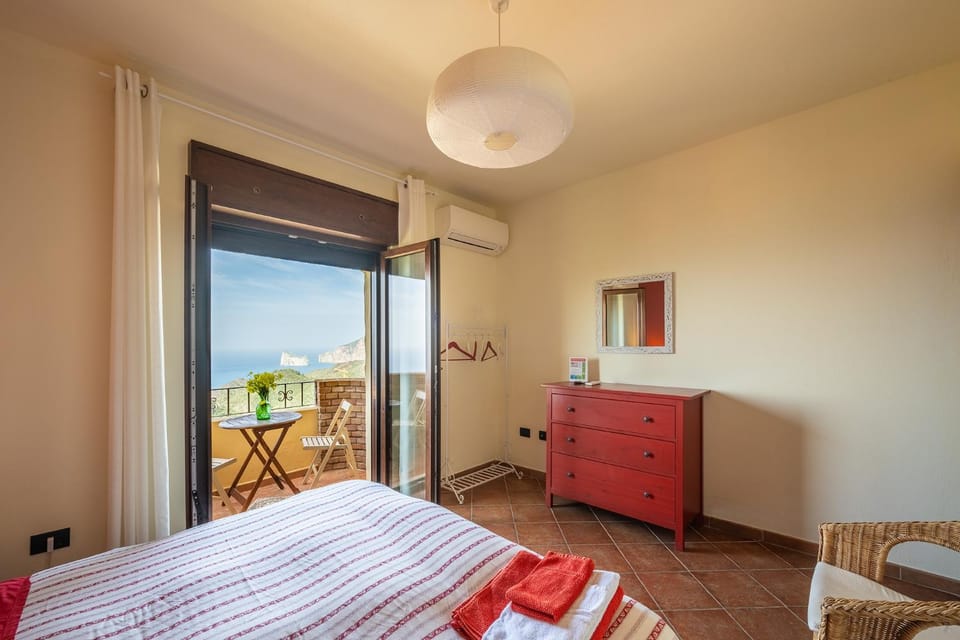 Natural landscape, Bedroom, Sea view