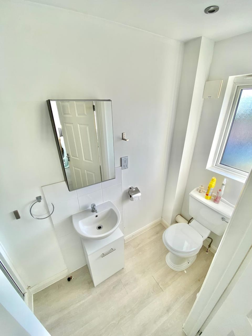 Kingsthorpe Home - Perfect for Contractors - Free Parking - Driveway - Garden - Fast WiFi - Smart TV with Netflix House in Northampton