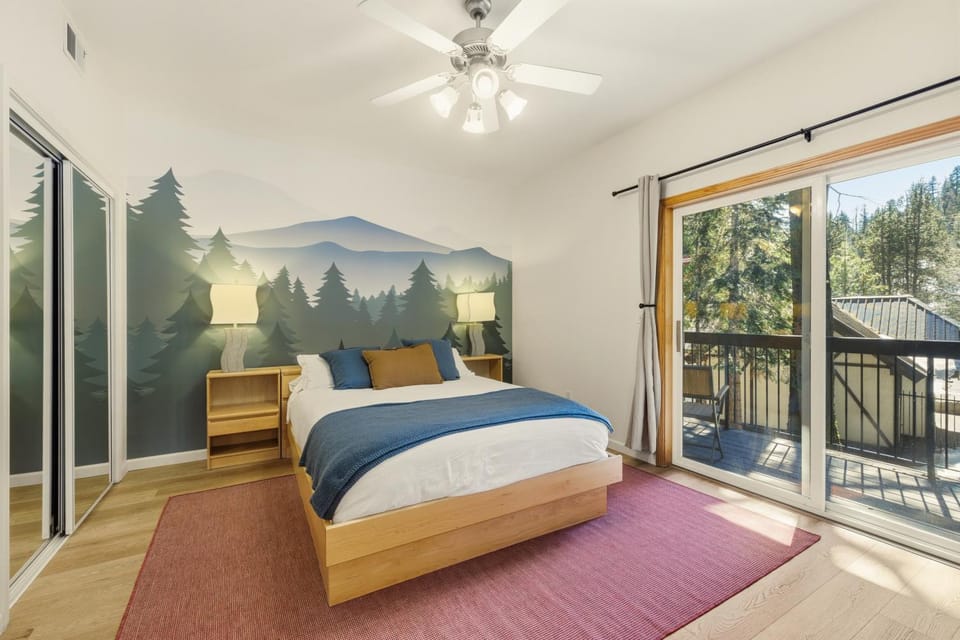Bed, Bedroom