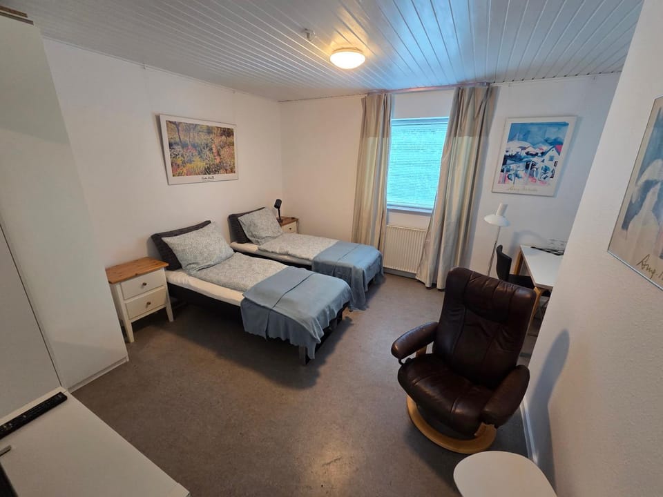 Photo of the whole room