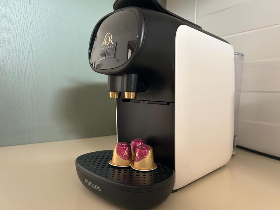 Coffee/tea facilities, Kitchen or kitchenette