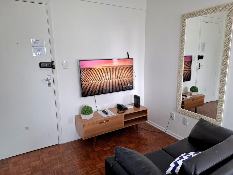 Ap 709 - a poucos passos da Avenida Paulista! Apartment in Sao Paulo City