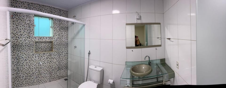 Bathroom, towels