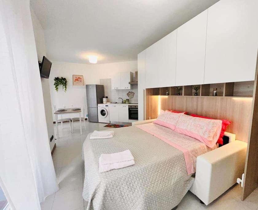 Happy House2 - 7 minuti da MXP e 30 minuti da Milano Apartment in Lombardy