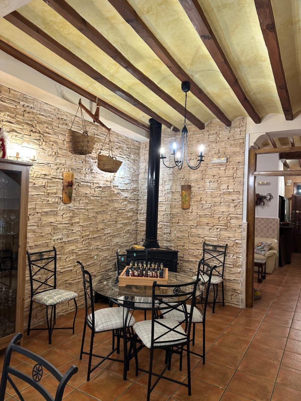 Hostal Camarina Bed and Breakfast in Vinalopó Mitjà
