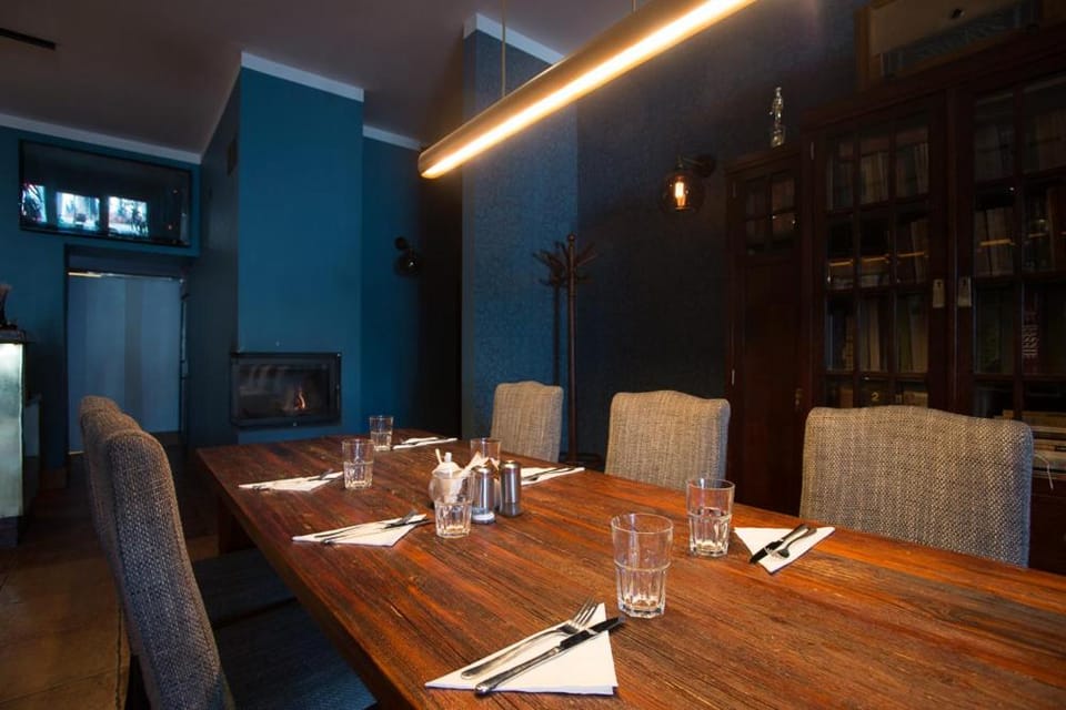 Restaurant/places to eat