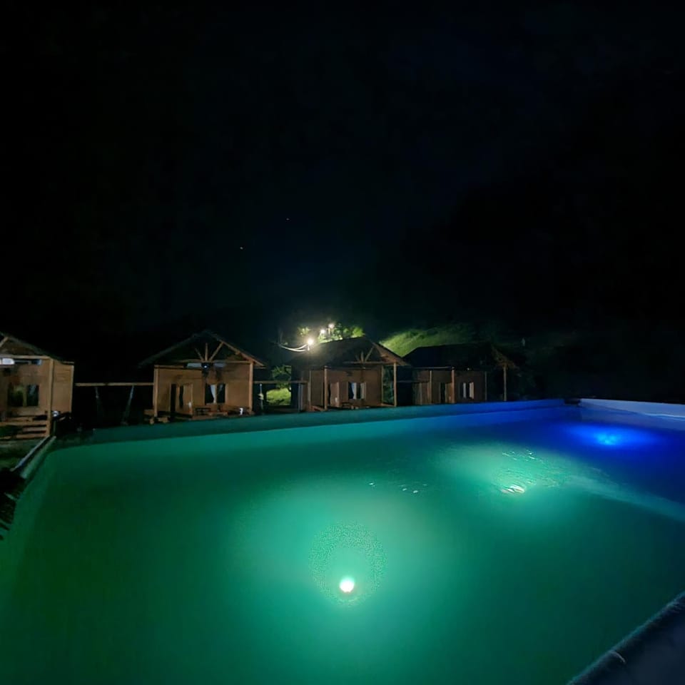 Pool view, Swimming pool