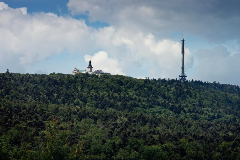 Nearby landmark, Day, Natural landscape, Mountain view