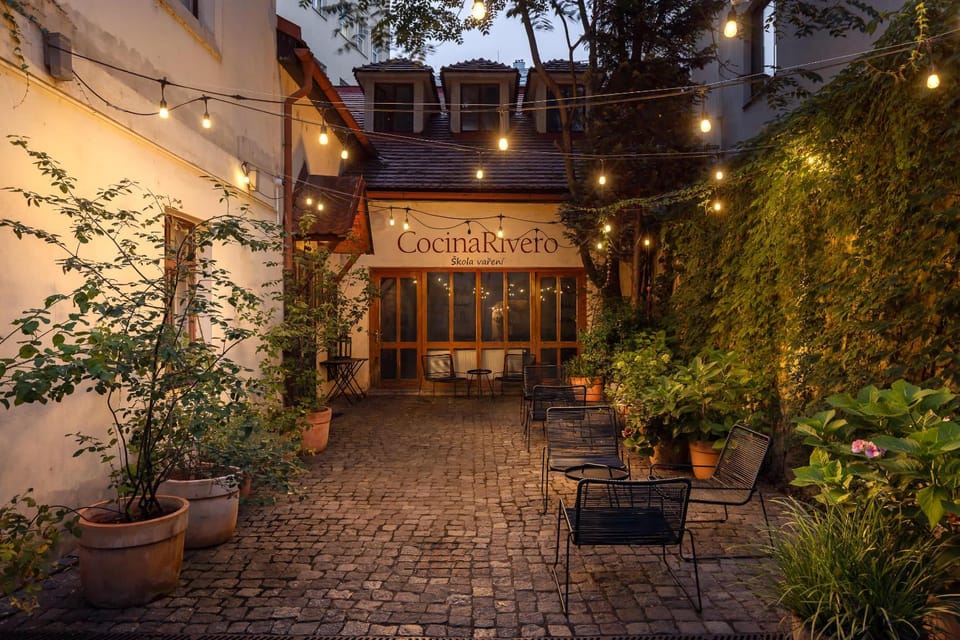 Beautiful Cozy Studio Gem near Old Town Apartment in Prague